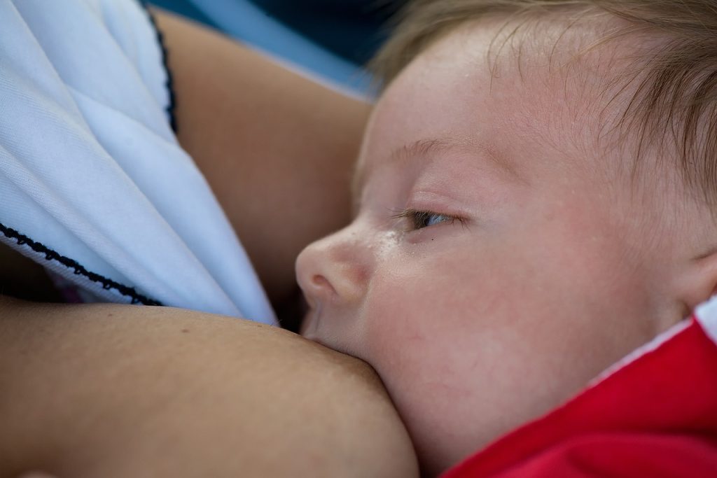 baby, breastfeeding, child-6510270.jpg